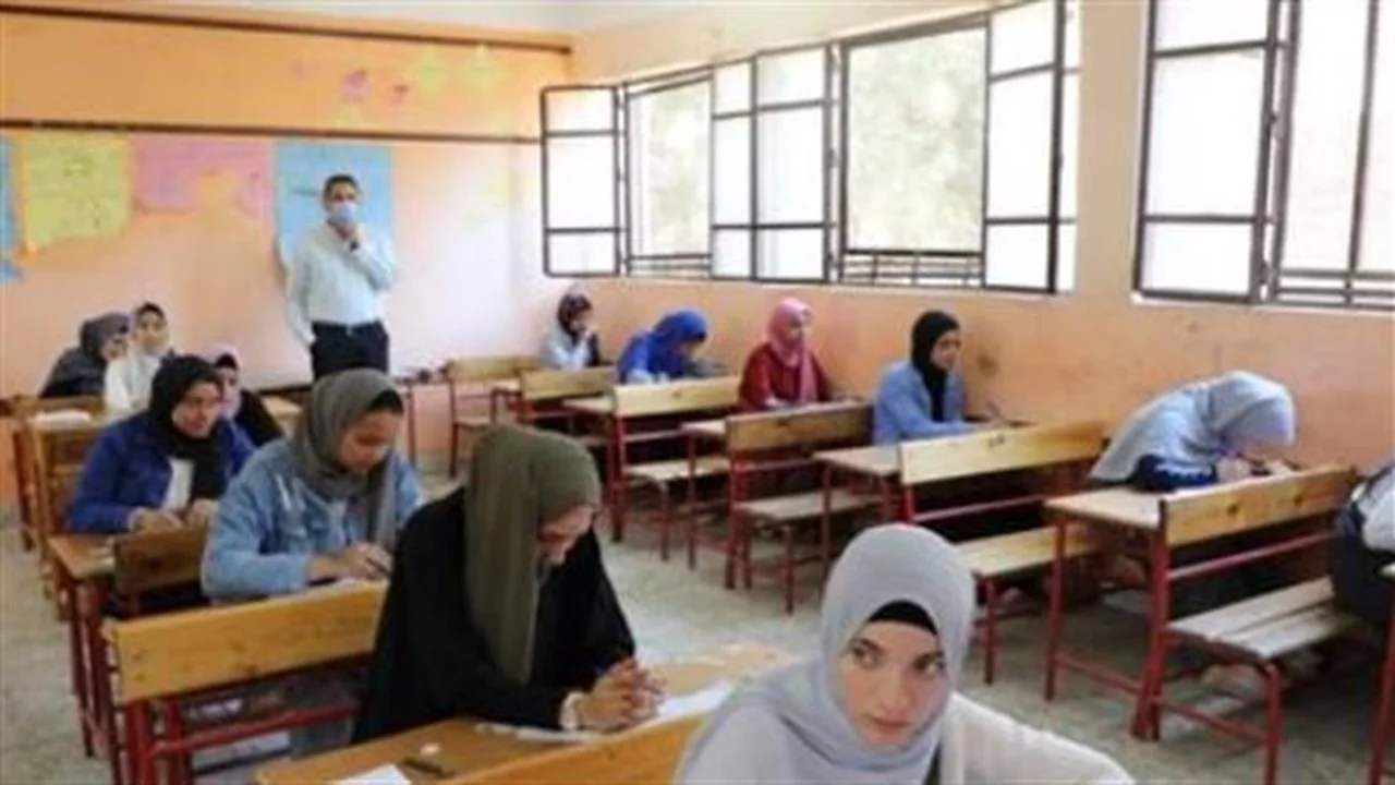 امتحانات الثانوية العامة: جدولها لعام 2026 متاح الآن